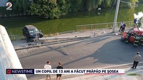 Un copil de 13 ani a făcut prăpăd în Capitală! Mașina pe care o conducea a fost la un pas să cadă în lac